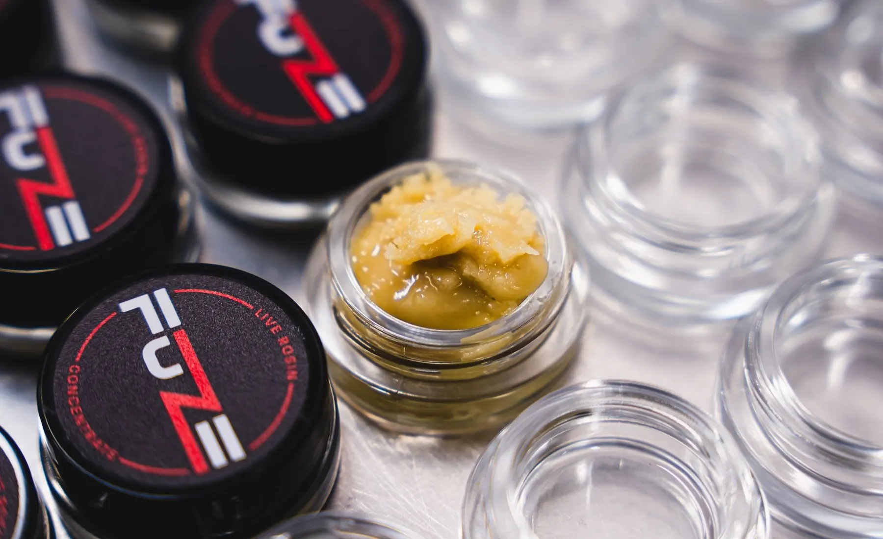 What is the difference between Live Resin and Live Rosin?