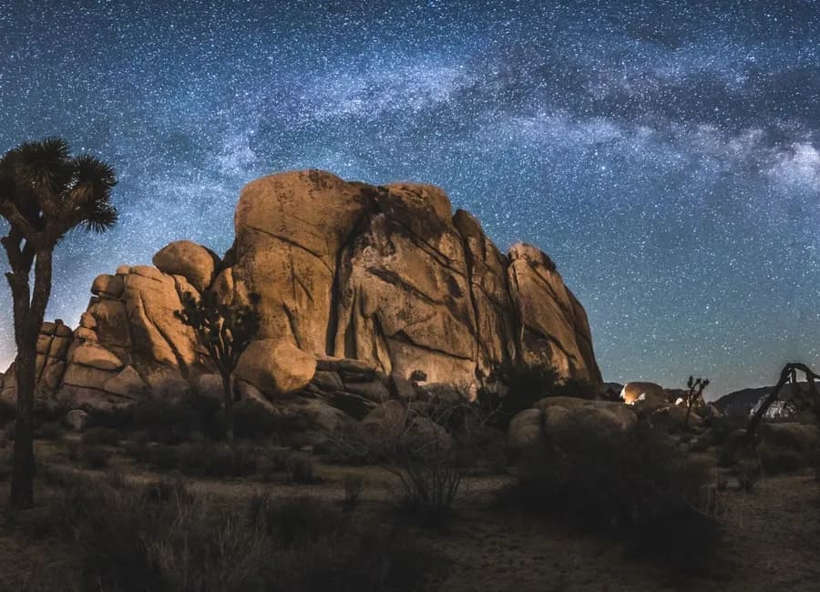 9 Best Spots Around Las Vegas to Socially Distance in Beautiful Places